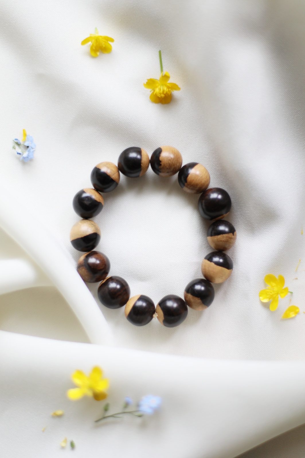 Bransoletka drewniana na lato z drewna Zambia afryka biżuteria